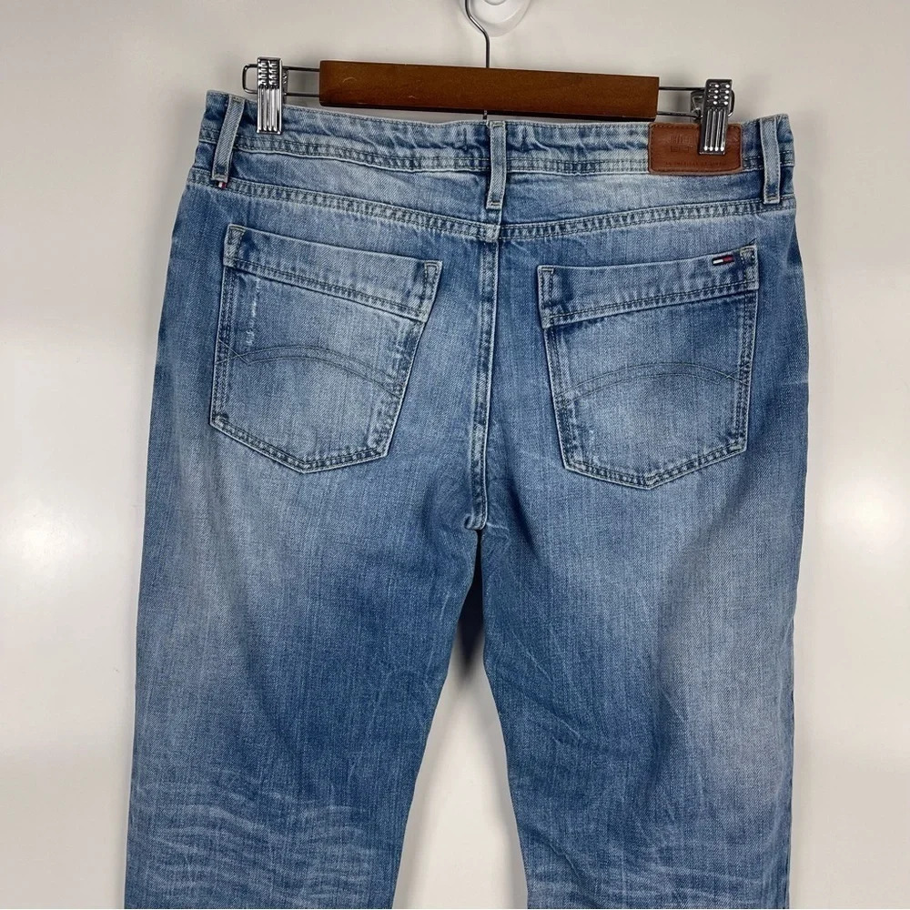 Tommy Hilfiger Distressed Mid Rise Straight Ankle Suky Jeans Size 28 - Picture 4 of 9